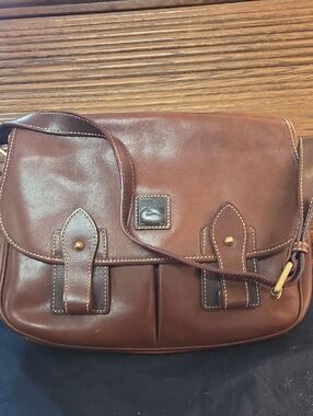 Leather Messenger Bag in Brown - Men’s Crossbody Satchel